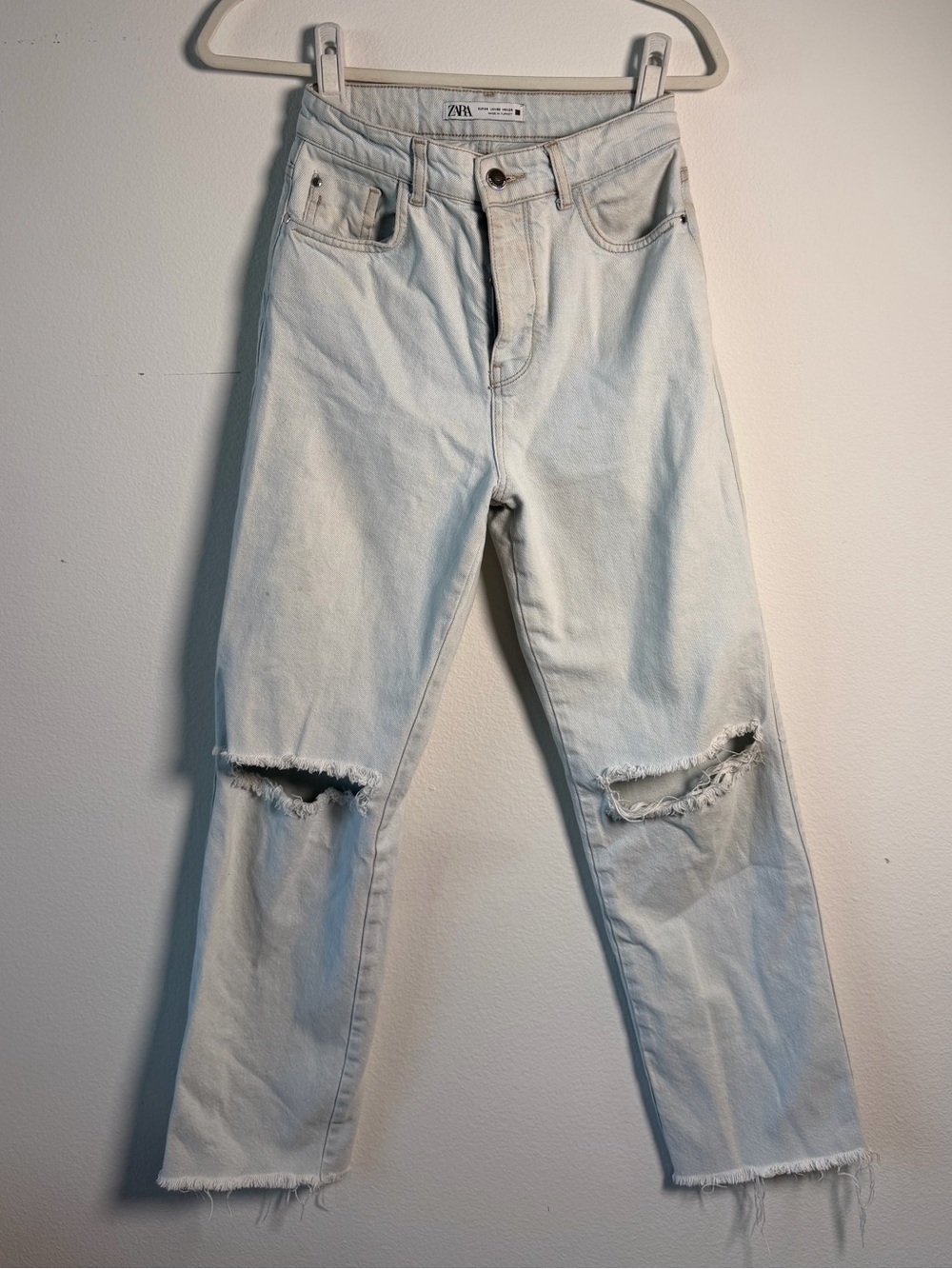 Zara Light Wash Distressed Straight-Leg Jeans